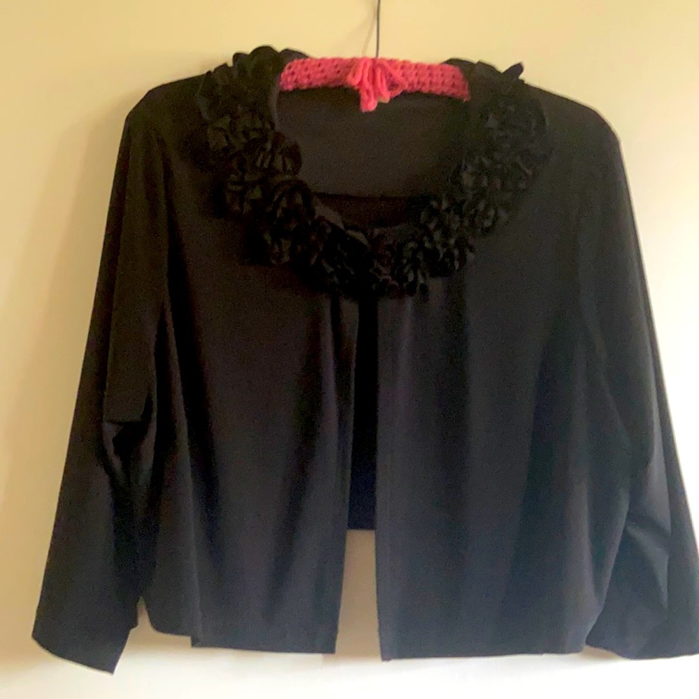 Short jacket/shrug